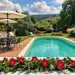 Scappo In Umbria, Claudia Villa Foligno