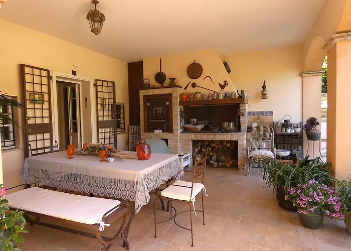 Scappo In Umbria, Claudia